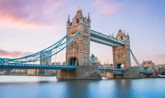 UK-Haushalt 2025 bestätigt verpflichtende B2B-E-Rechnungsstellung für 2029